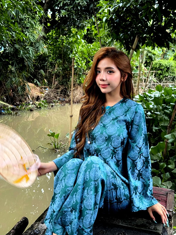 lyhythuedoxinh instagram image archive image