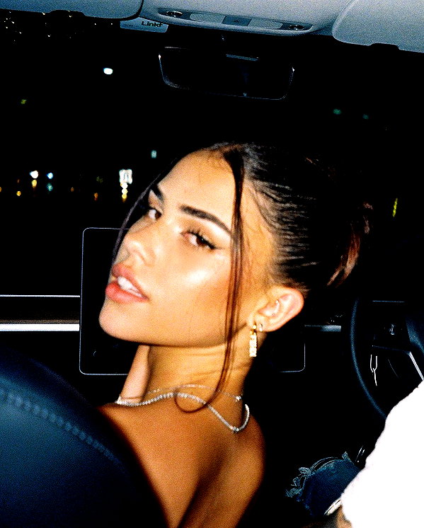 leahhalton instagram image archive image