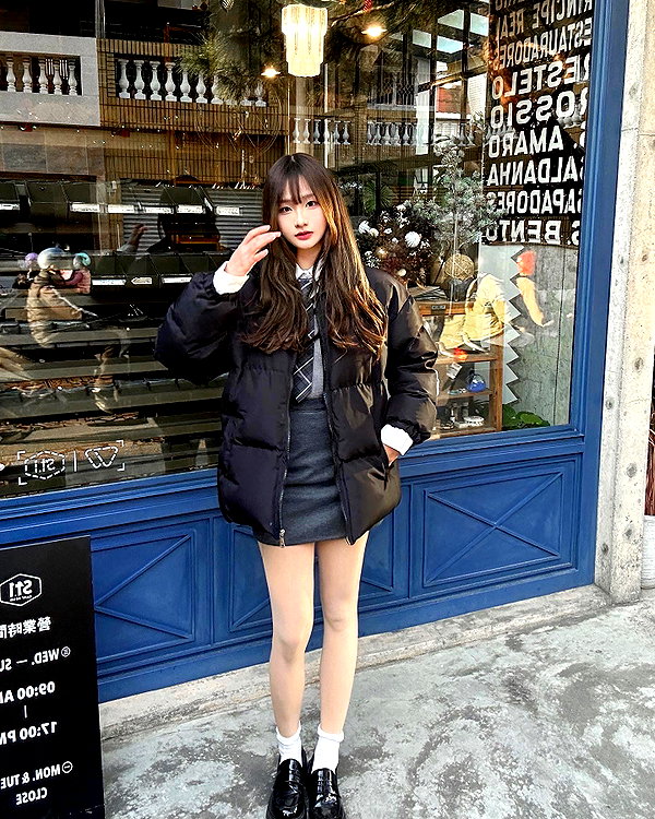 lai_931201 instagram image archive image