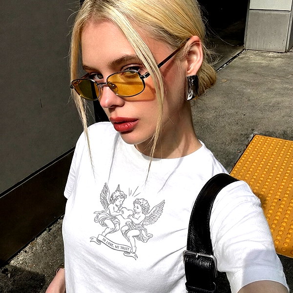 alisen.mari instagram image archive image