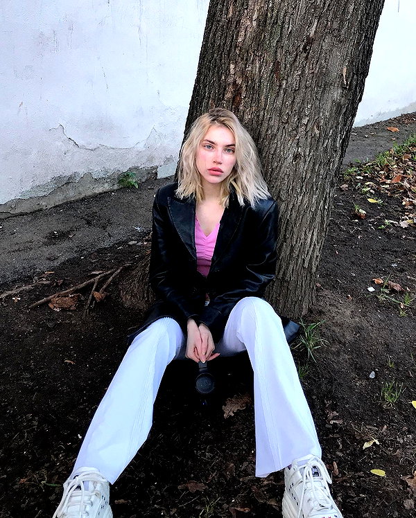 alien.hanna instagram image archive image
