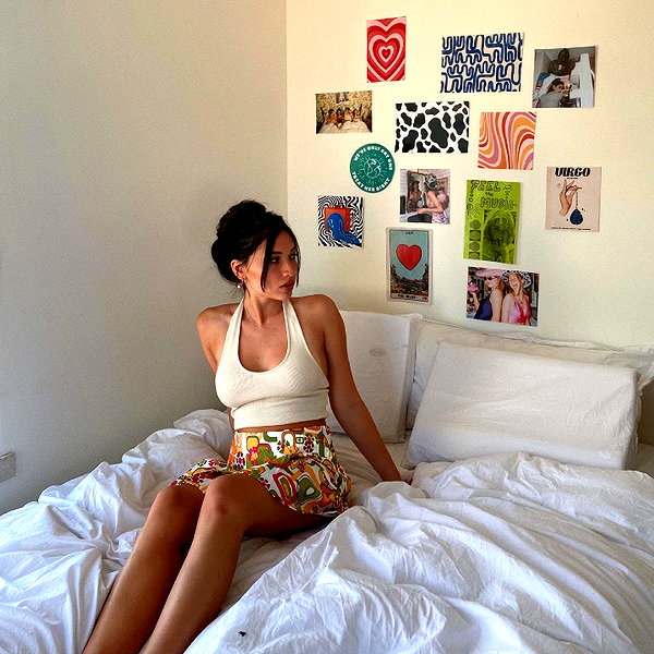romi_henenson instagram image archive image