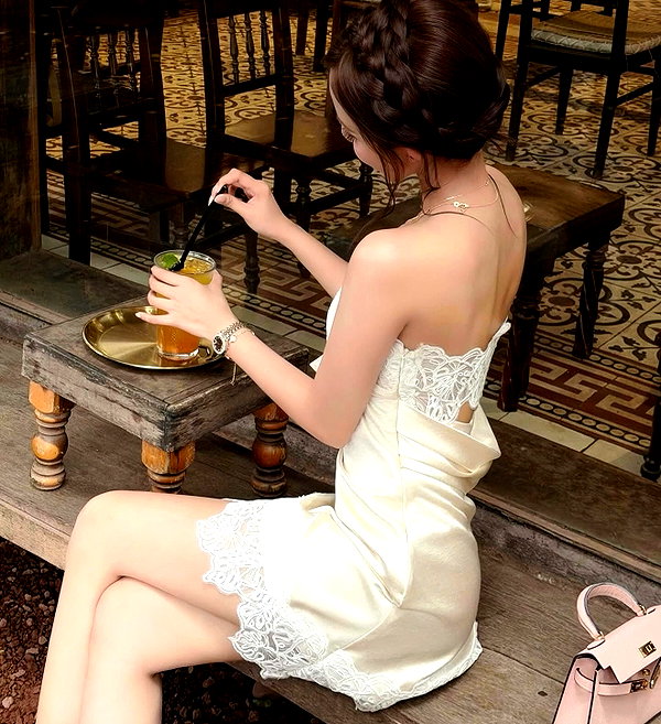 lyhythuedoxinh instagram image archive image