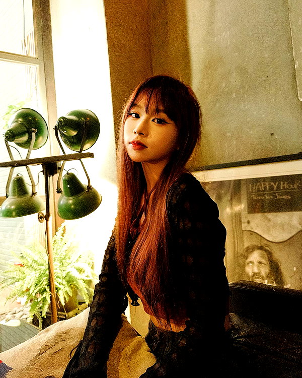 e.shao_417 instagram image archive image