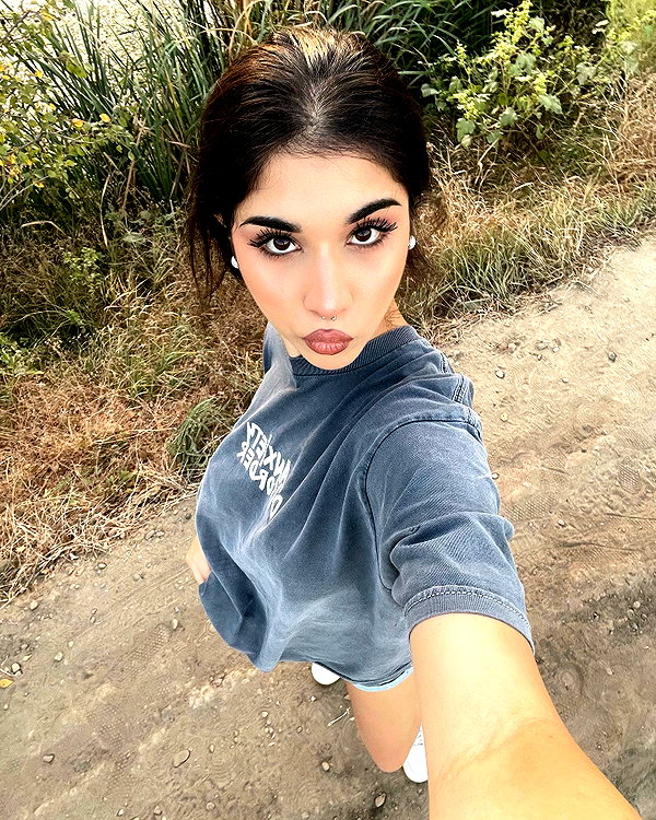 owlydiaa instagram image archive image