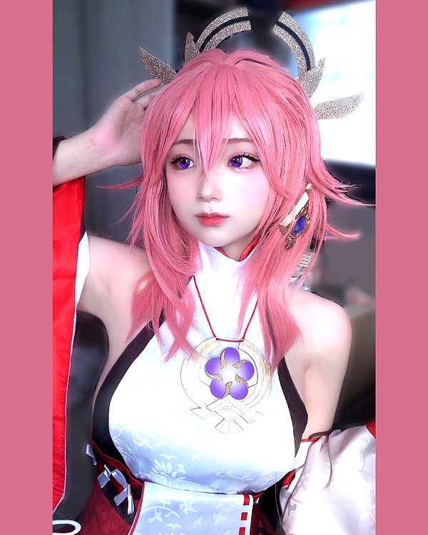 purinn_cos instagram image archive image