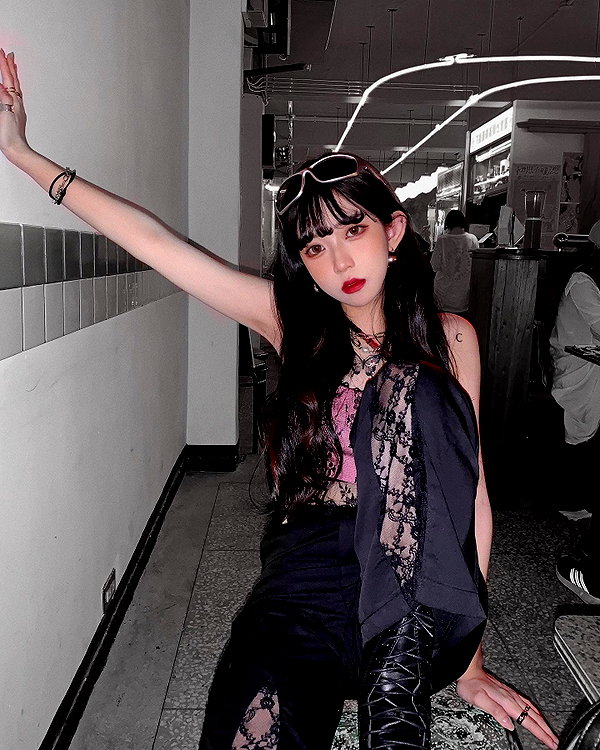 nixqq.425_ instagram image archive image