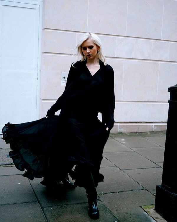 girlcalledluca instagram image archive image