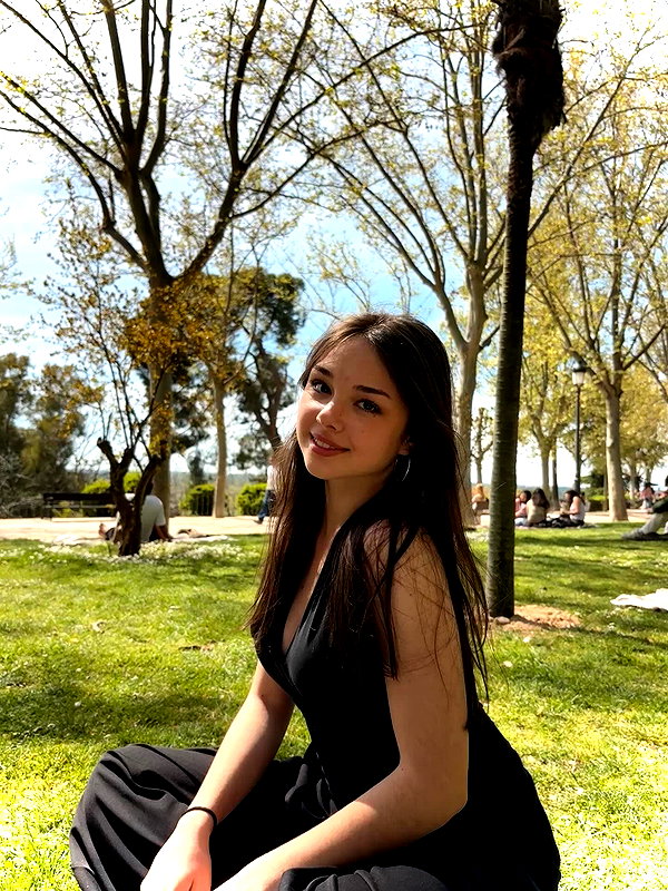 ameliaanav_ instagram image archive image