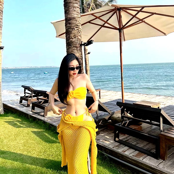 lyhythuedoxinh instagram image archive image