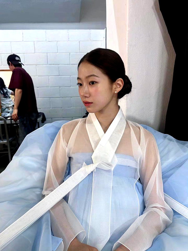 zuhazana instagram image archive image