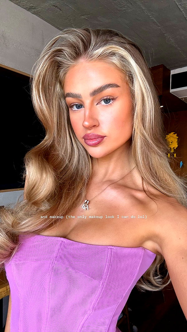 hollyjai archive image