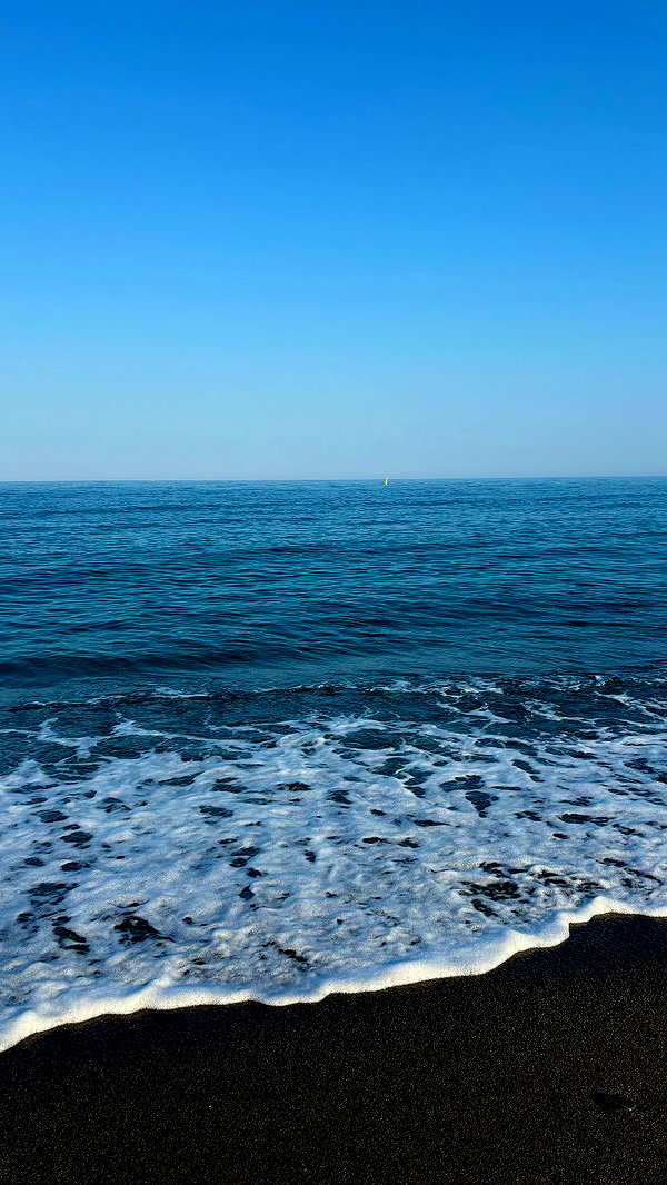 annabottoo instagram image archive image