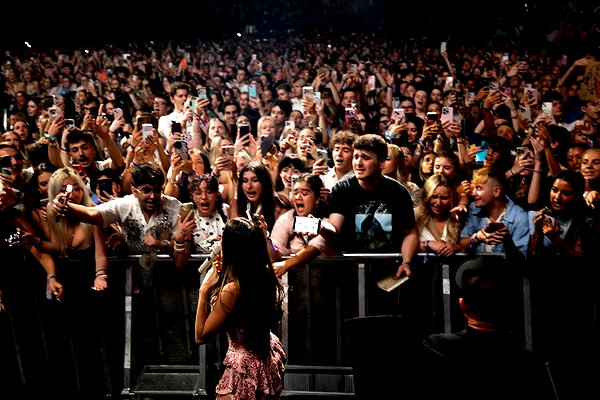 madisonbeer instagram image archive image