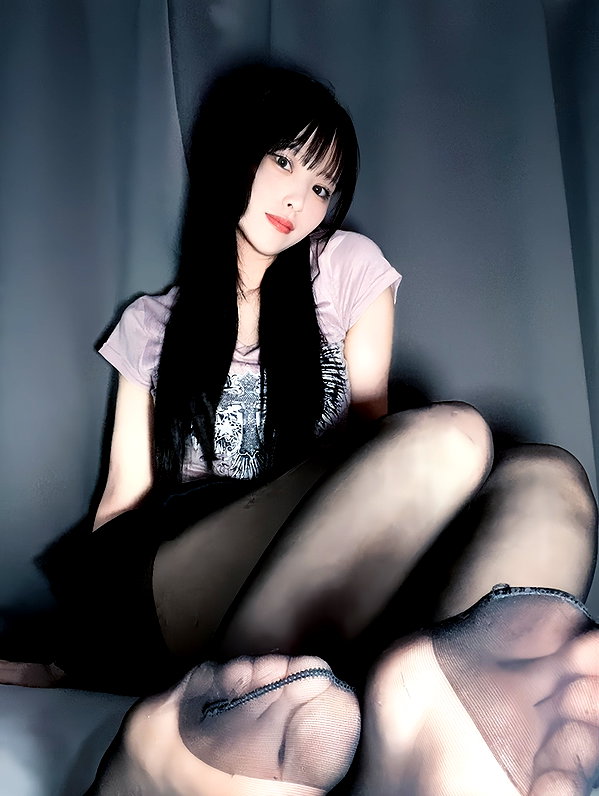 yamikumo_leisa instagram image archive image