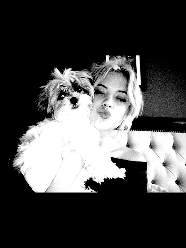 ashleybenson instagram image archive image
