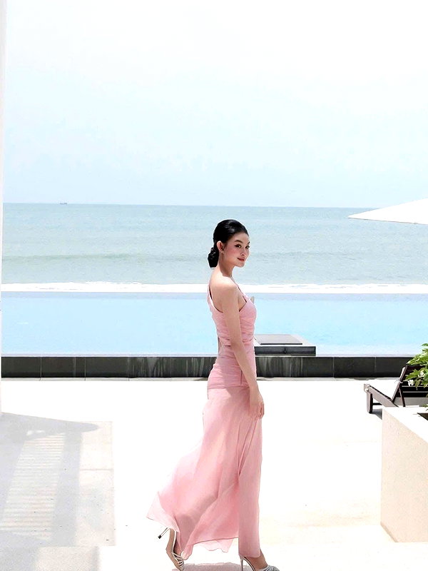 lyhythuedoxinh instagram image archive image