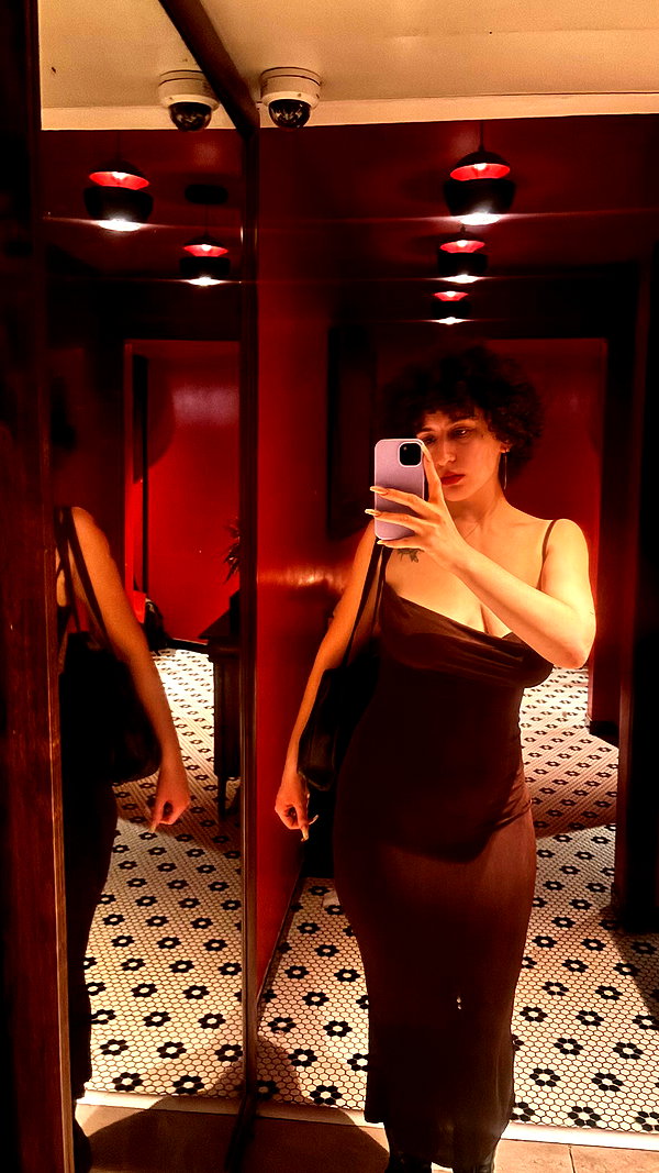alma.almog instagram image archive image