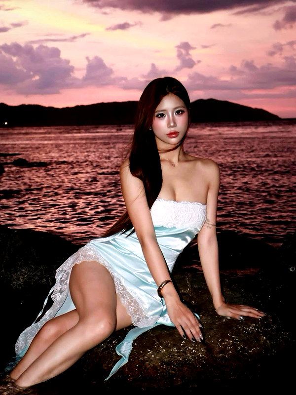 lyhythuedoxinh instagram image archive image