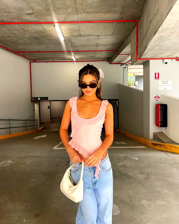 oliviaphillipps instagram image archive image