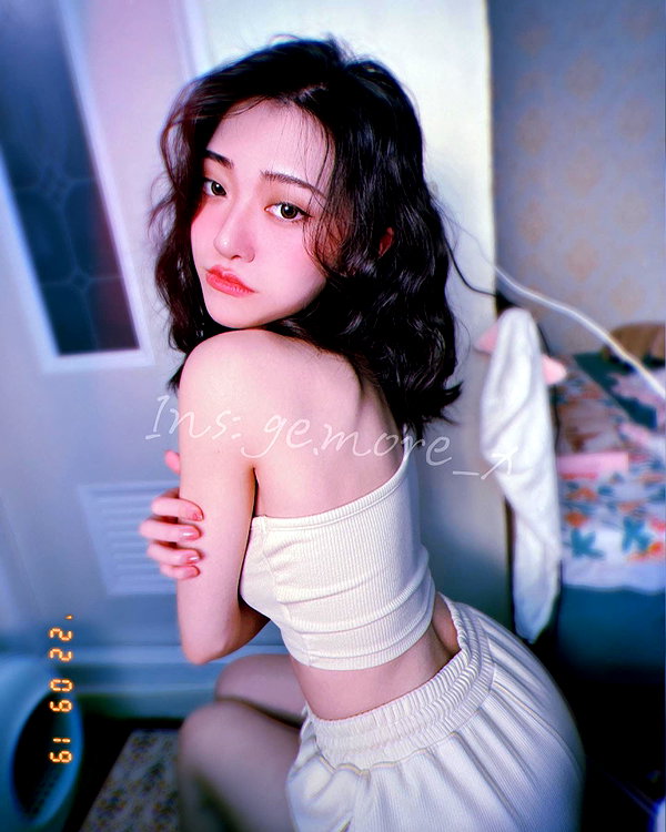 ge.more_x instagram image archive image