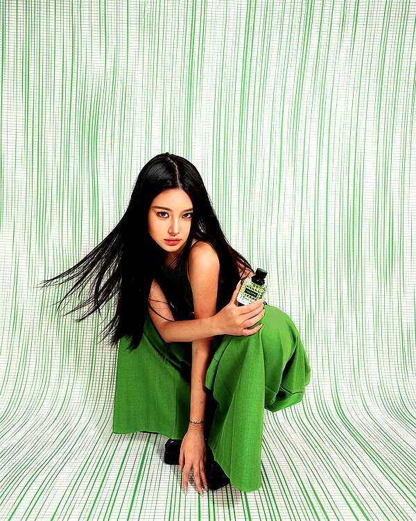 ll.lu1s instagram image archive image