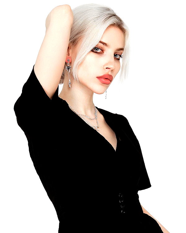 alien.hanna instagram image archive image