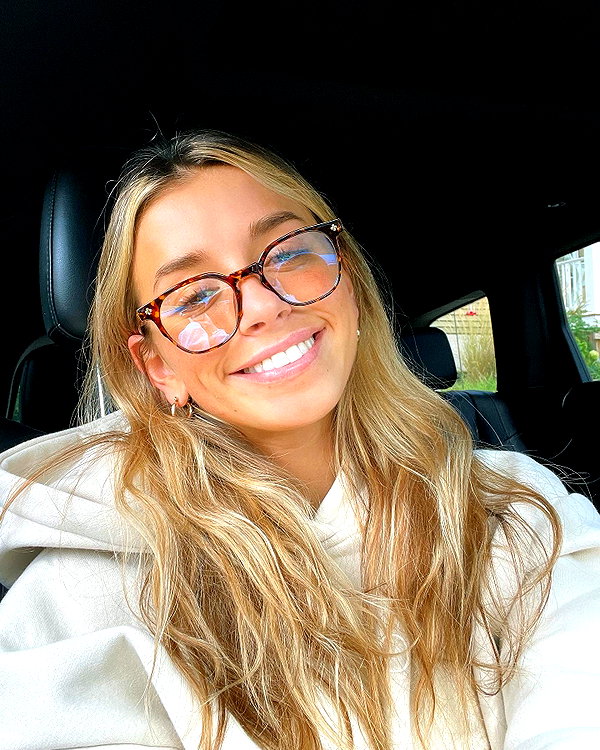 sadieemckennaa instagram image archive image