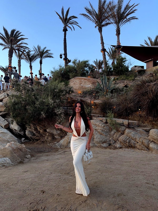 zoeliss instagram image archive image