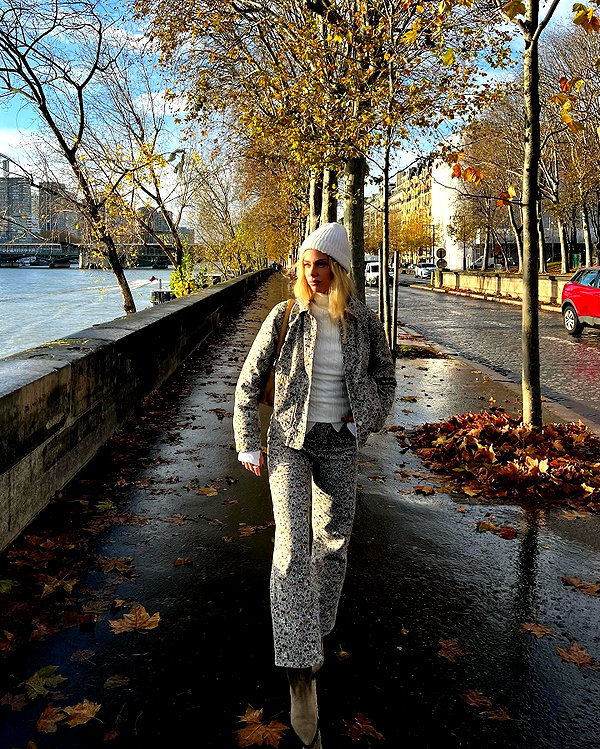 barzomer instagram image archive image