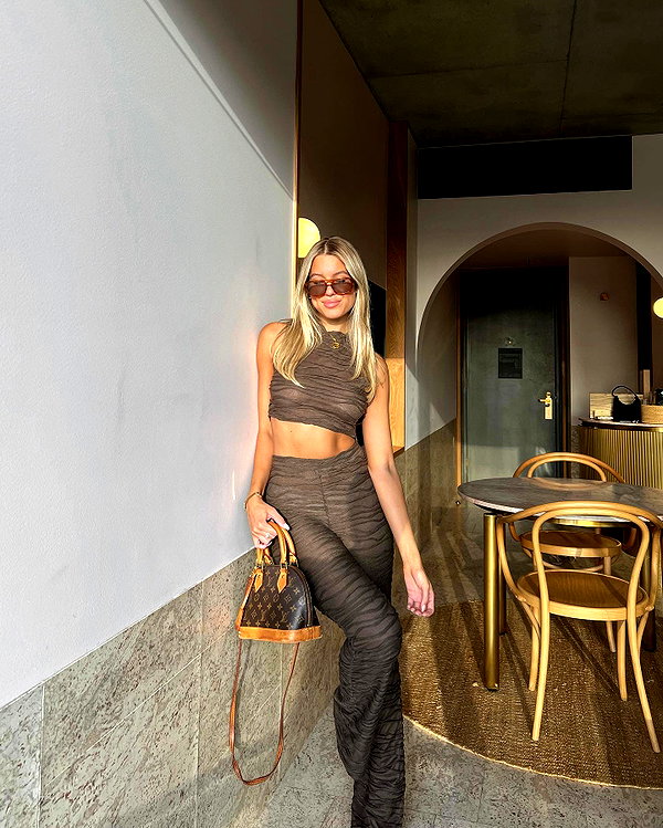 sophiebatzloff instagram image archive image