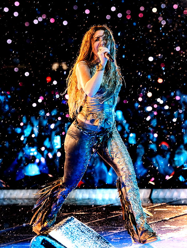 shakira instagram image archive image