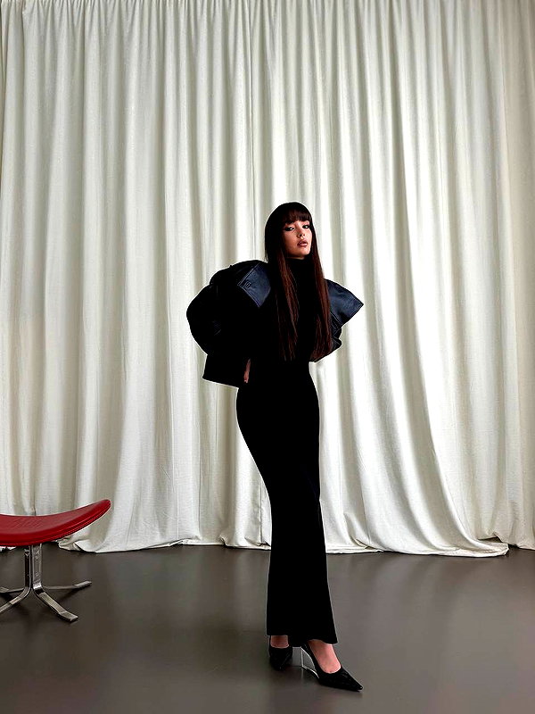 veroni22ka instagram image archive image