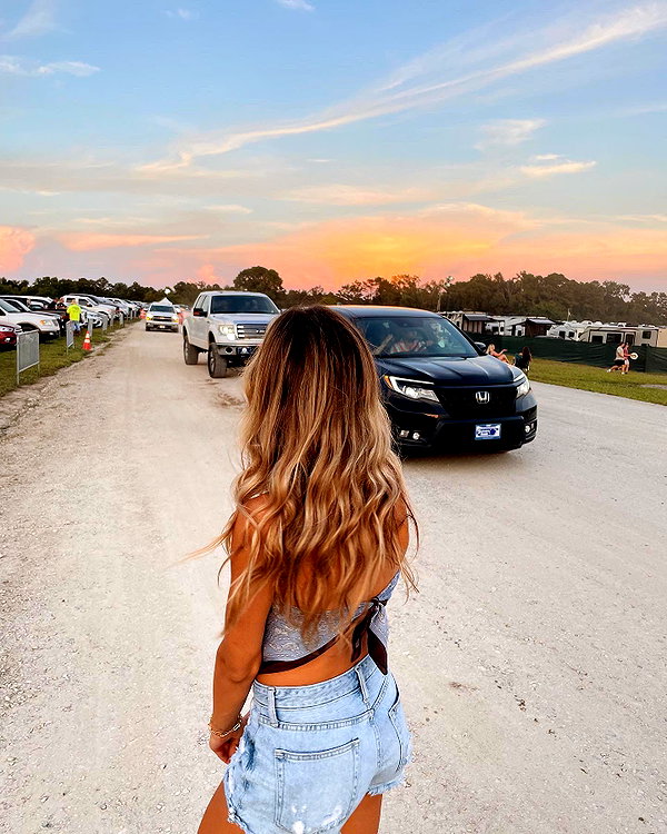 sadieemckennaa instagram image archive image