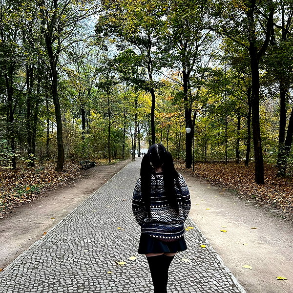 danielle.mercedie instagram image archive image