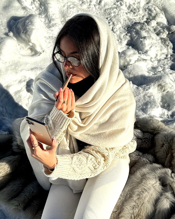 zoeliss instagram image archive image