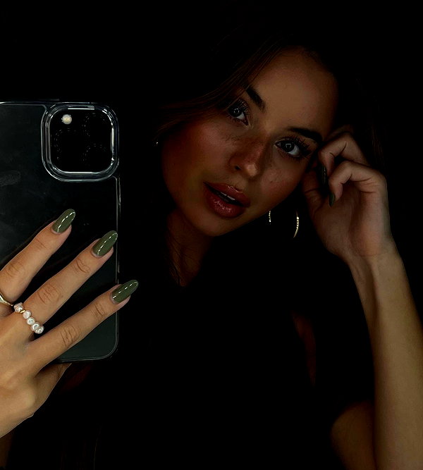 zoeliss instagram image archive image