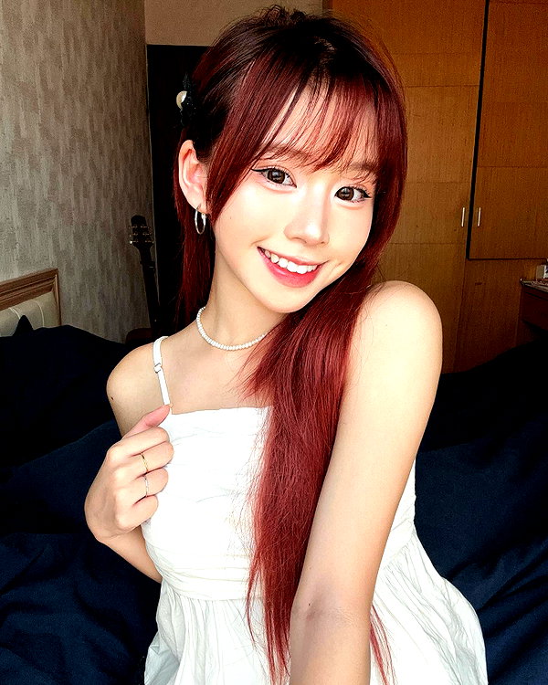 e.shao_417 instagram image archive image