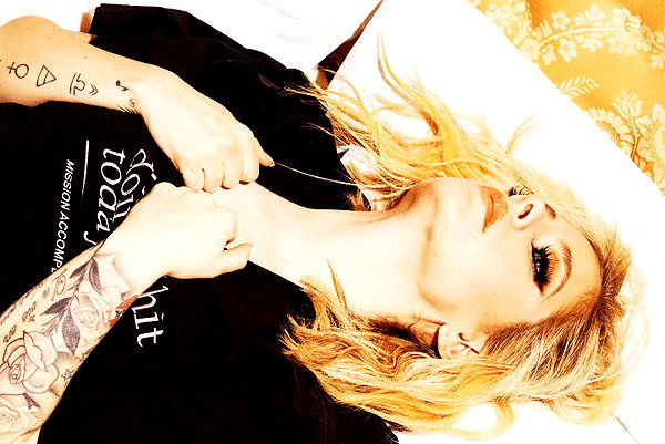 avrillavigne instagram image archive image