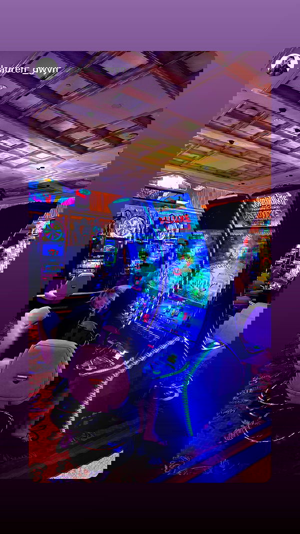 taylor.creeden taylor.creeden archive image