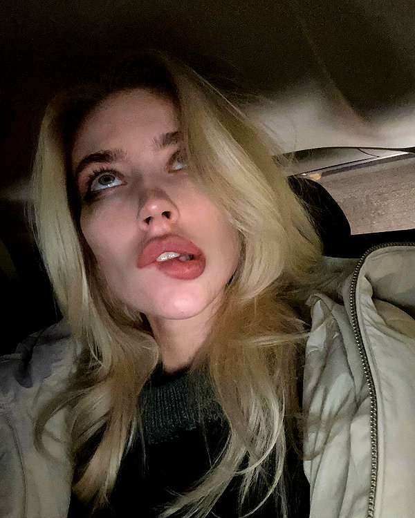 anya4everr instagram image archive image