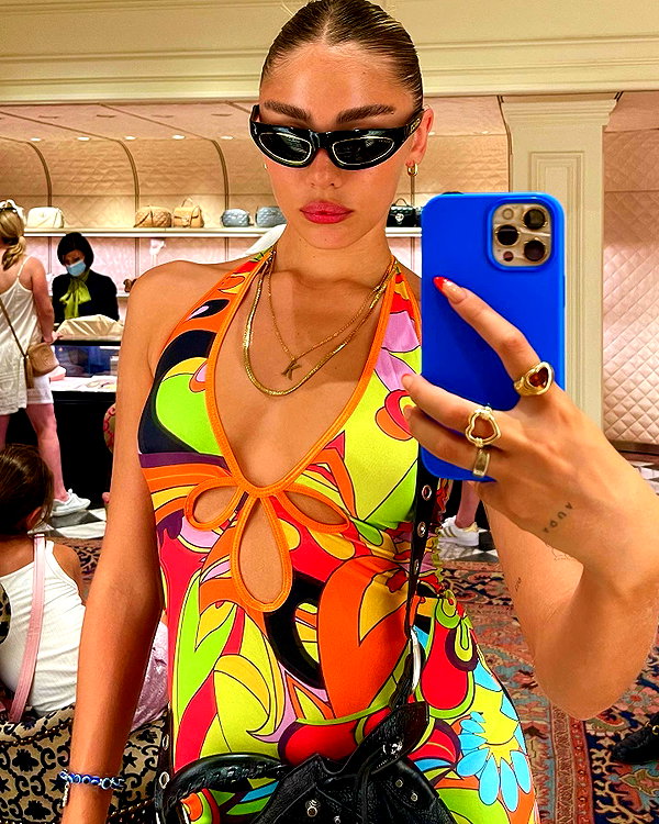 maya.keyy instagram image archive image