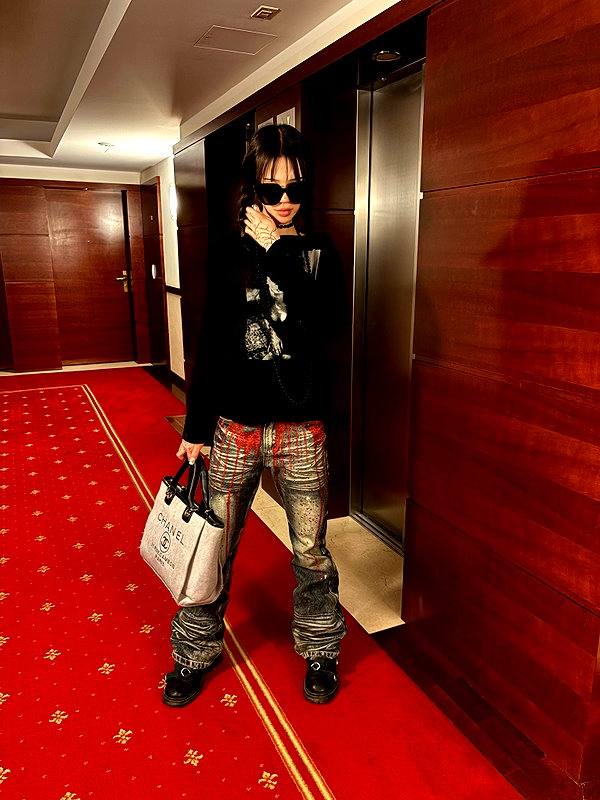 miss3evux instagram image archive image