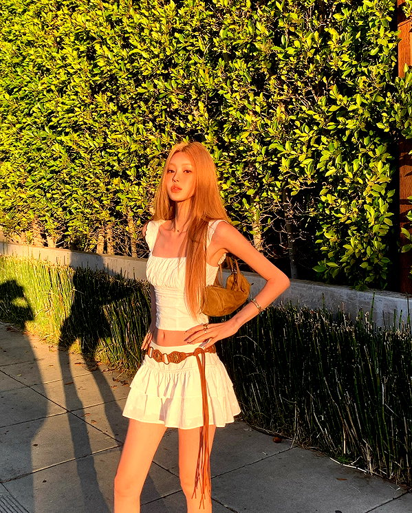 daxbin instagram image archive image
