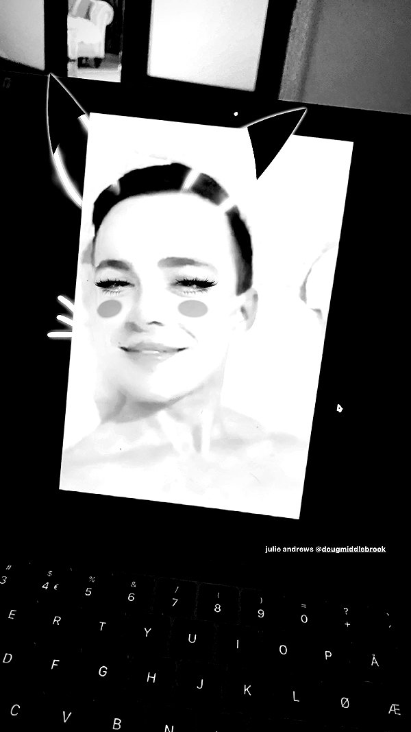 arianagrande instagram image archive image