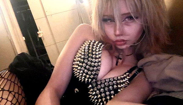 felinaaxi instagram image archive image
