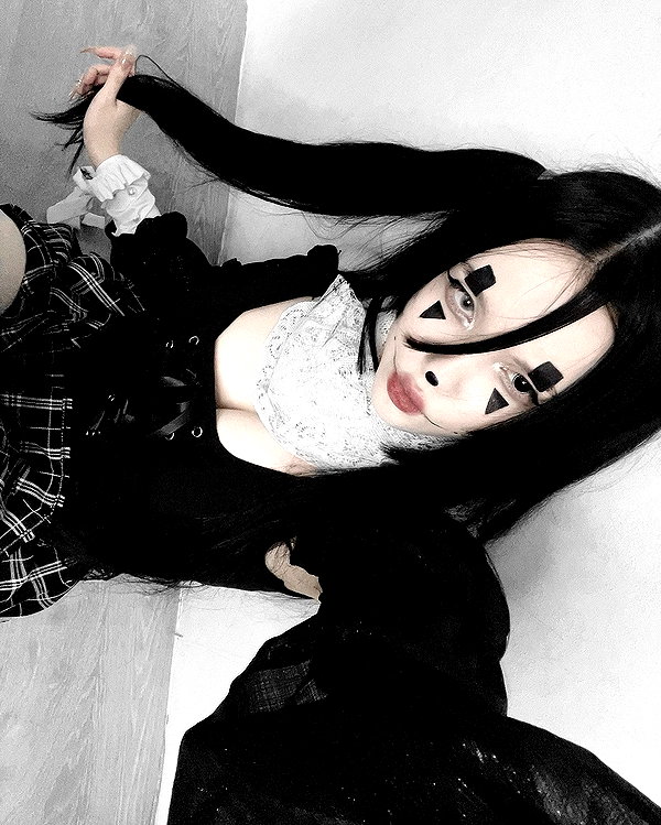 glowmoonshorty instagram image archive image