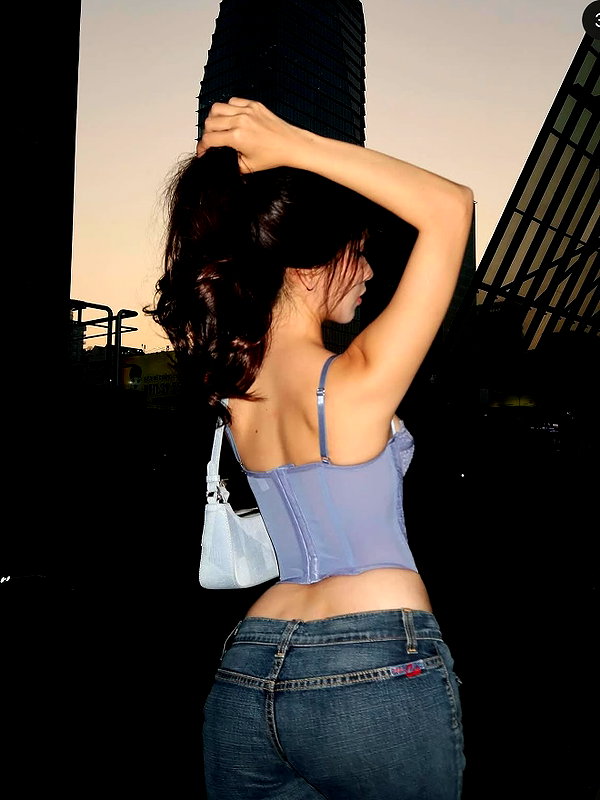 lyhythuedoxinh instagram image archive image