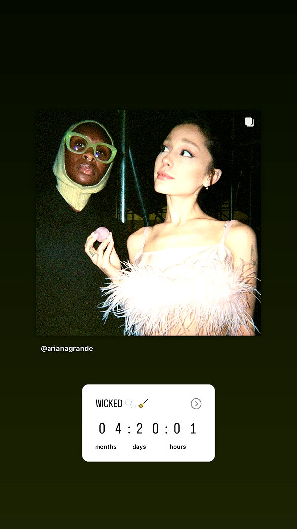 arianagrande instagram image archive image