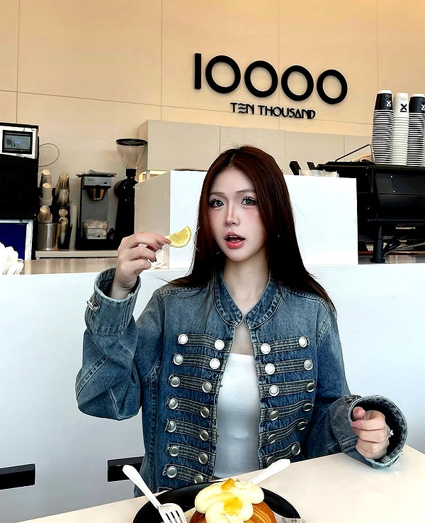 lyhythuedoxinh instagram image archive image